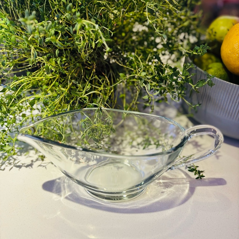 LIQUIDATION -LAST PRICE Anchor #1043 Clear Glass Gravy Boat